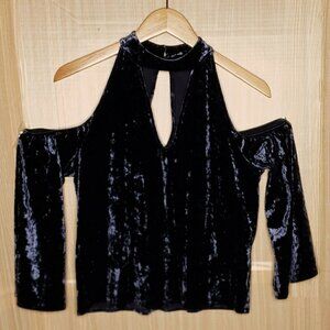 American Eagle Women's Blue Velvet Cold Shoulder Halter Neck Top Small